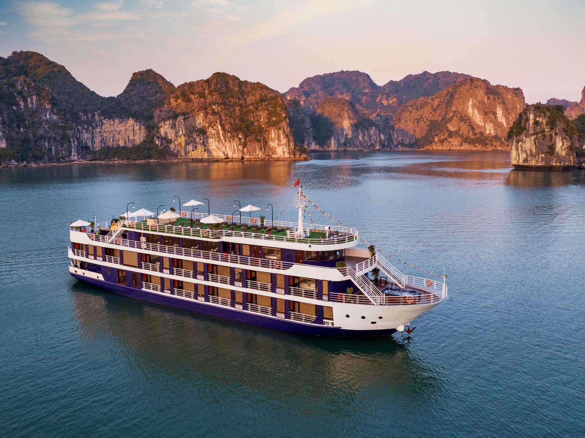 Отель Halong Dragon Bay Cruise Халонг Экстерьер фото