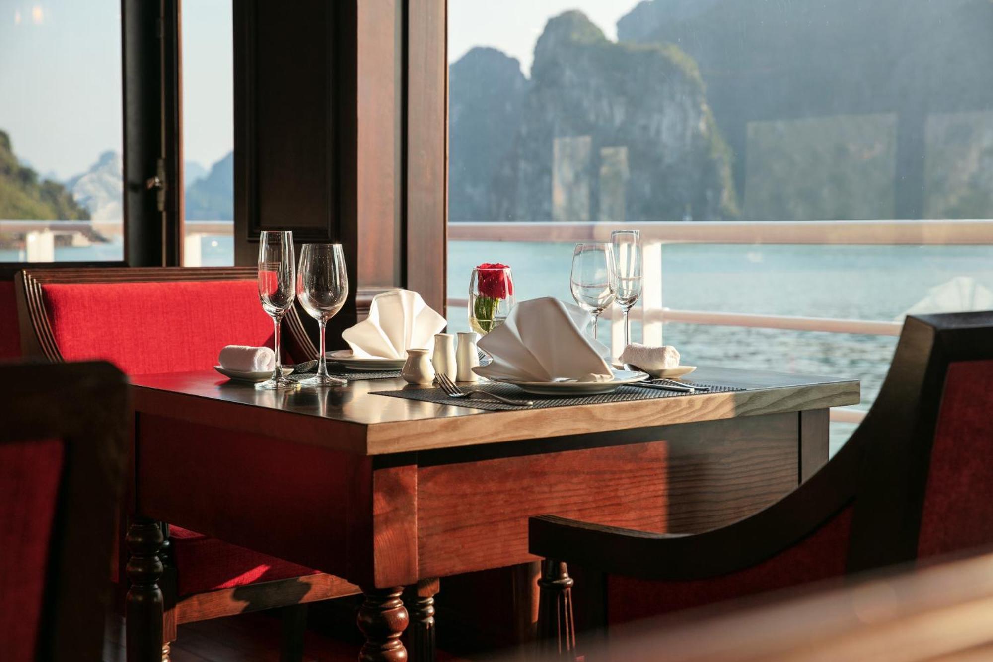Отель Halong Dragon Bay Cruise Халонг Экстерьер фото