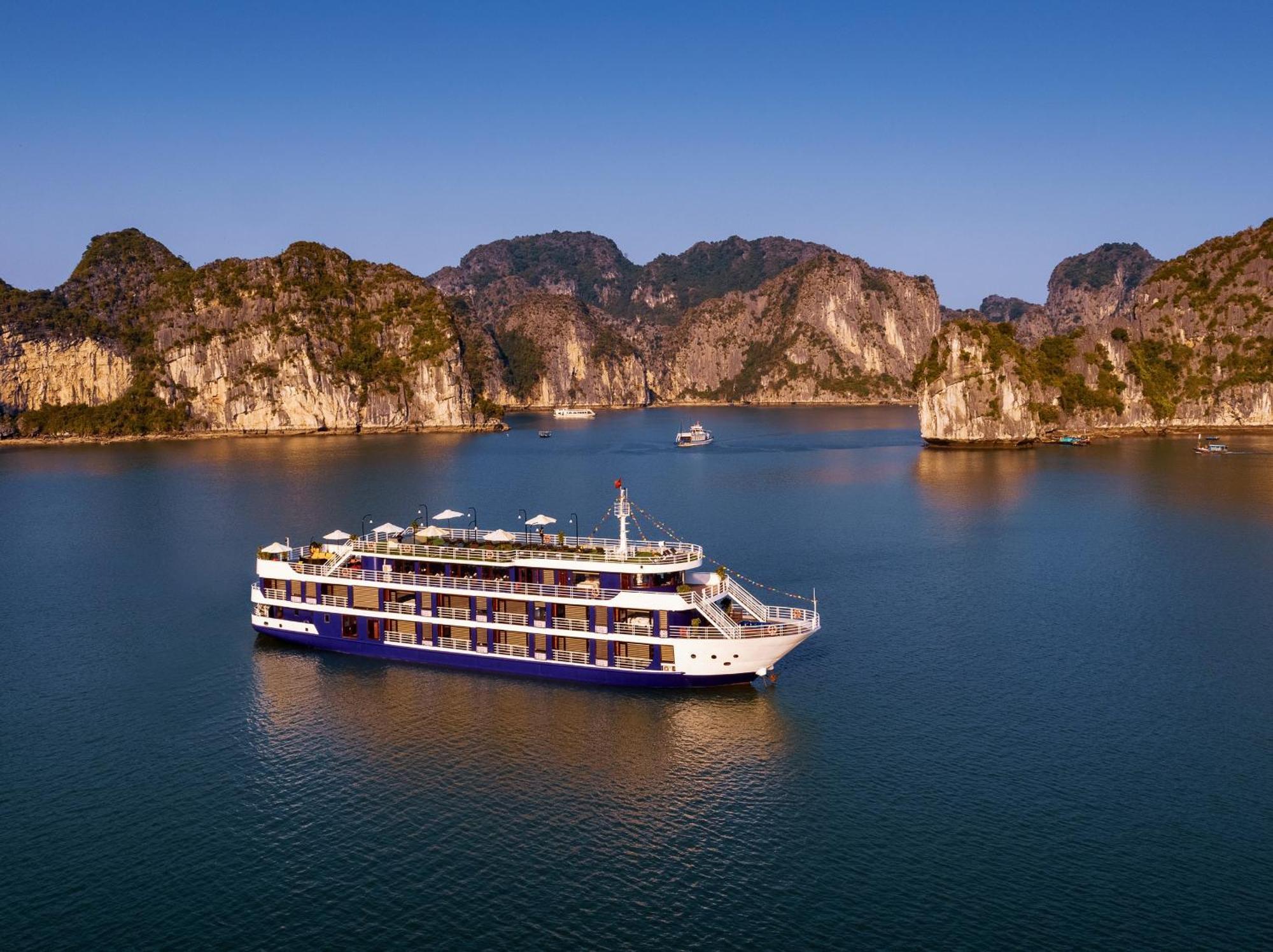 Отель Halong Dragon Bay Cruise Халонг Экстерьер фото